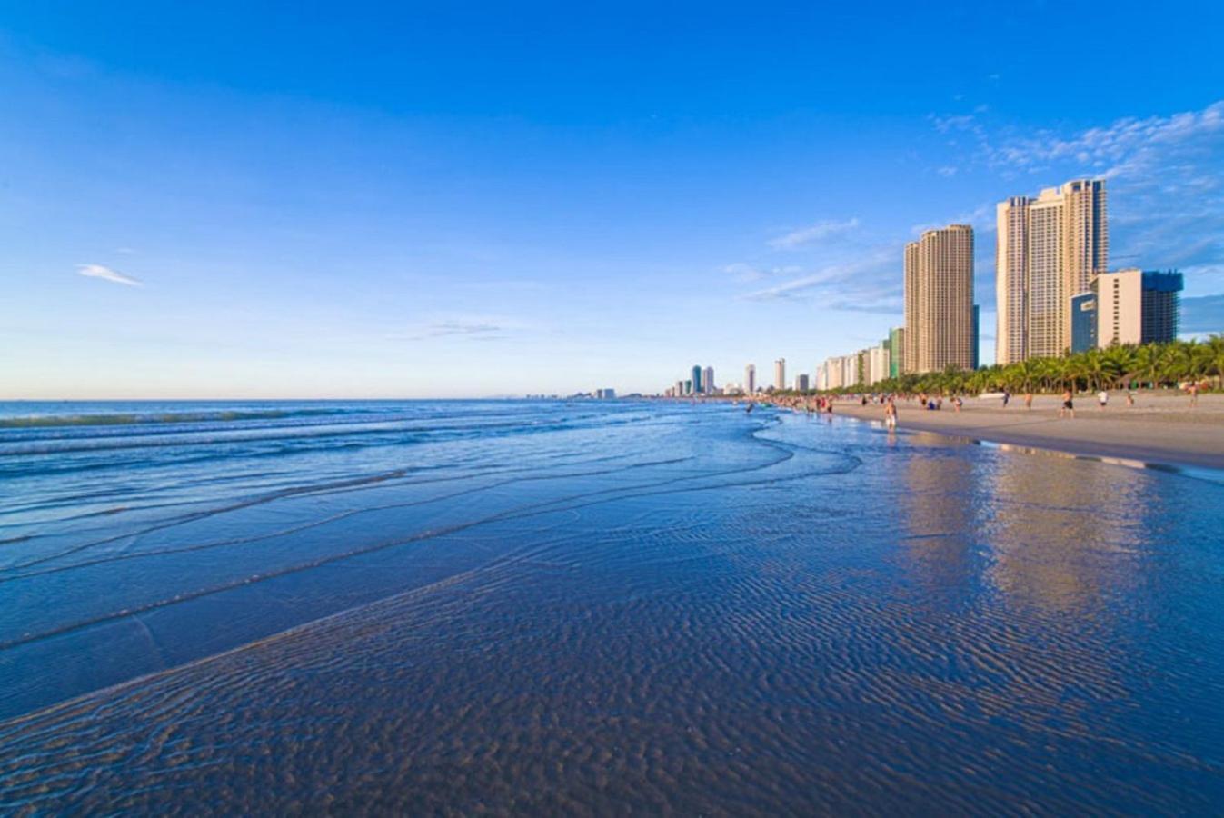 Golden Sun Apartment By New Sky Travel Da Nang Bagian luar foto