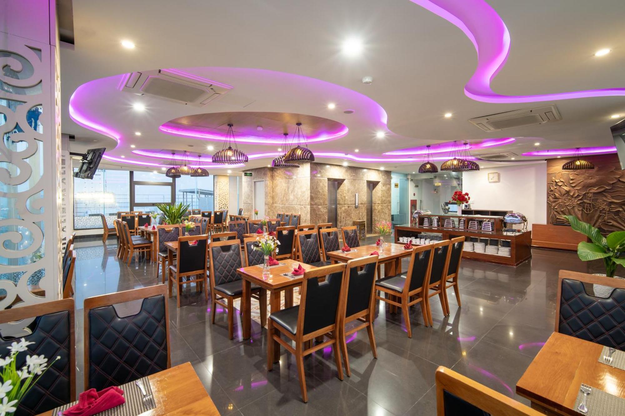 Golden Sun Apartment By New Sky Travel Da Nang Bagian luar foto