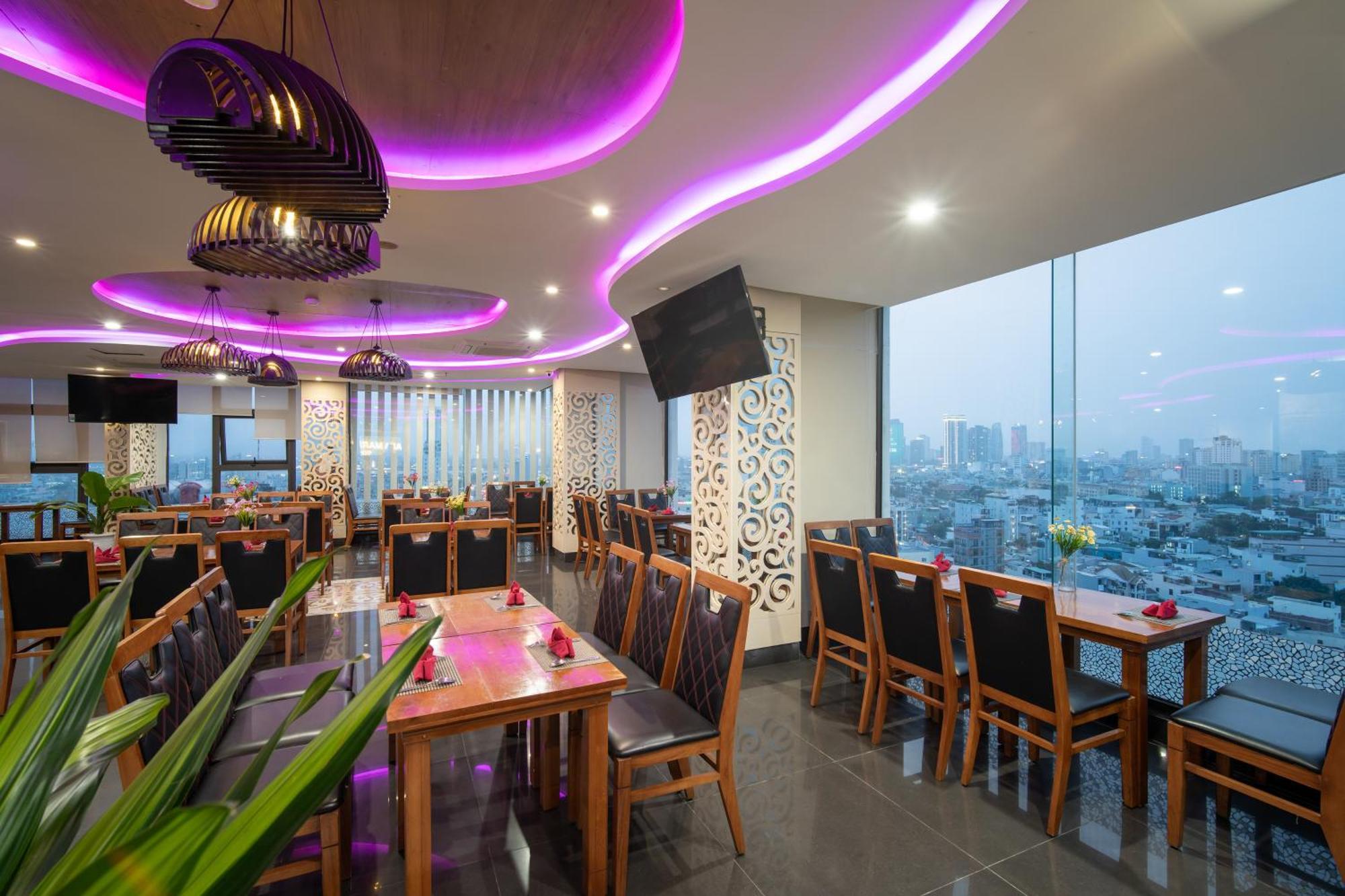 Golden Sun Apartment By New Sky Travel Da Nang Bagian luar foto