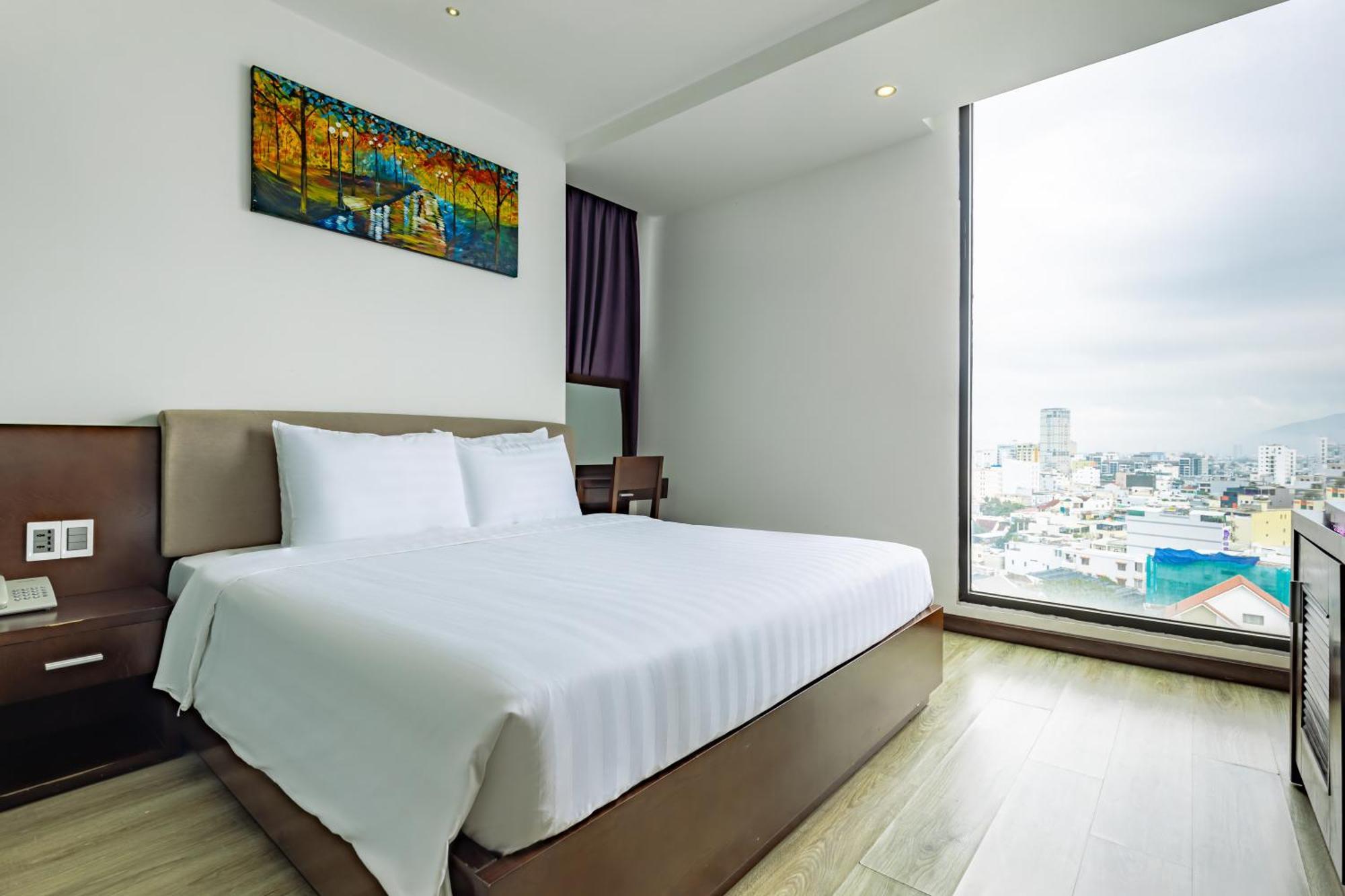 Golden Sun Apartment By New Sky Travel Da Nang Bagian luar foto