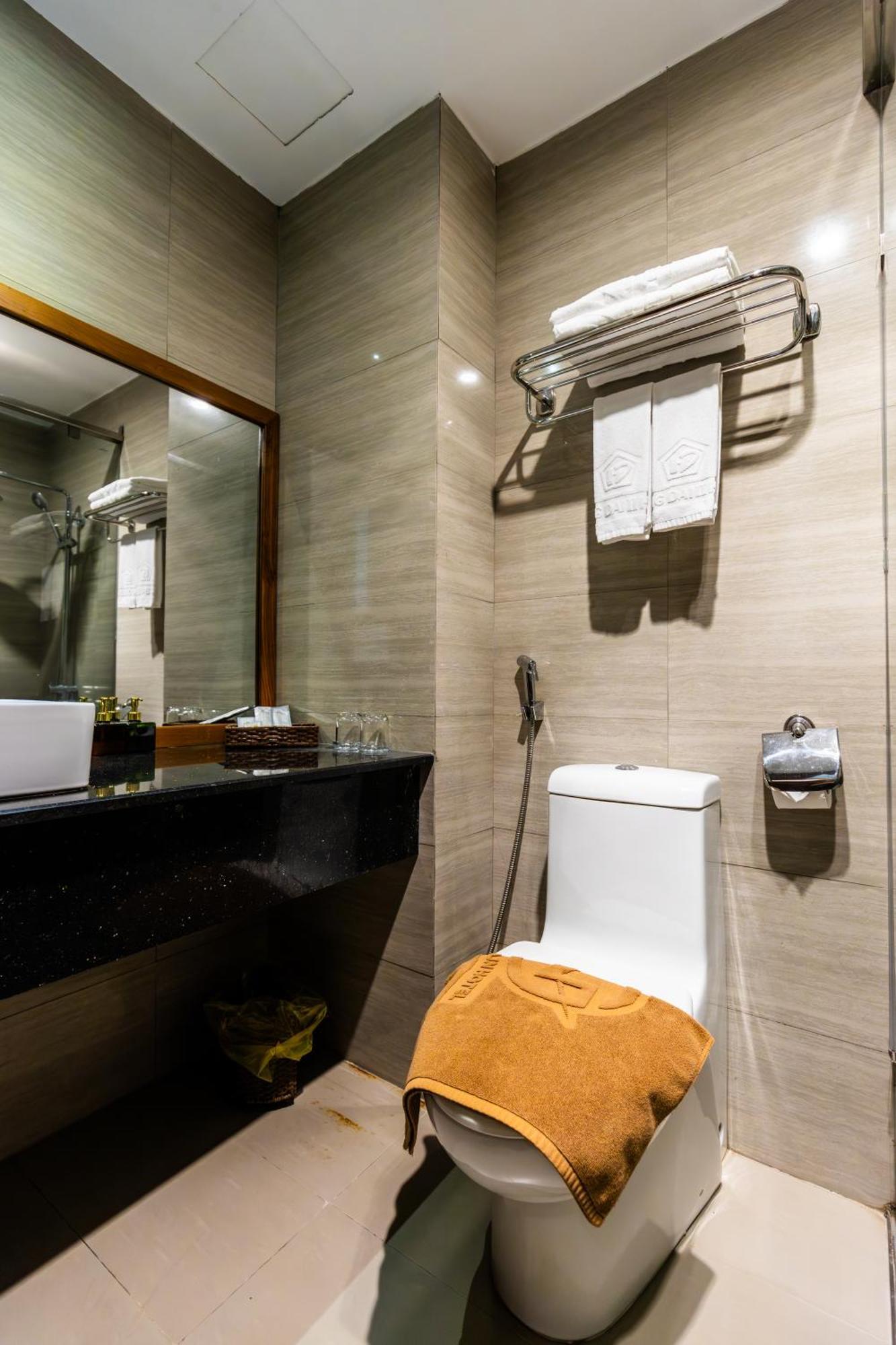 Golden Sun Apartment By New Sky Travel Da Nang Bagian luar foto